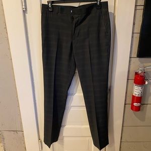 Perry Ellis slimfit dress pant 32x34 charcoal grey with white and purple pattern